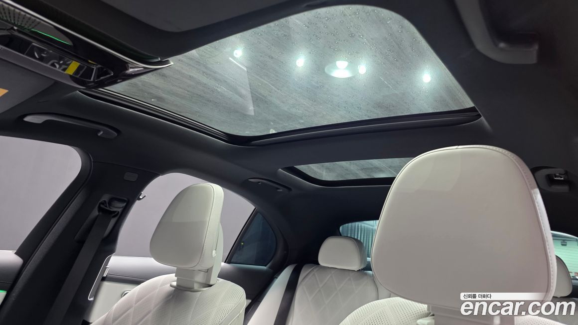 Mercedes-Benz E-Class 2025