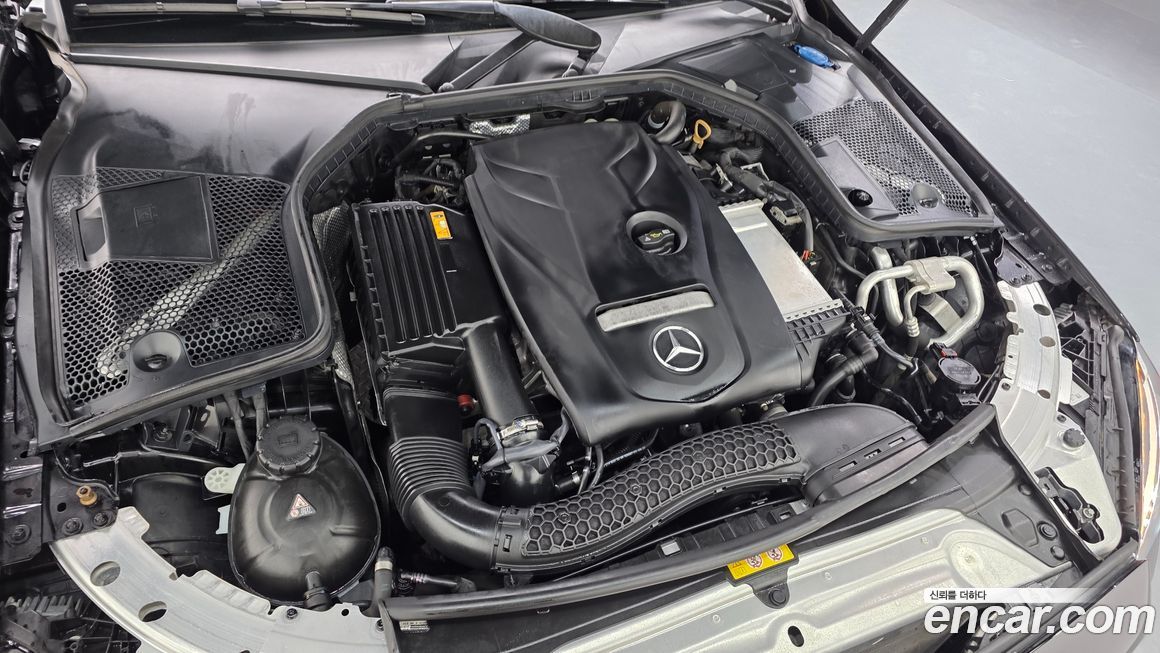 Mercedes-Benz C-Class 2018