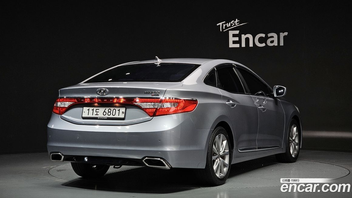 Hyundai Grandeur 2016