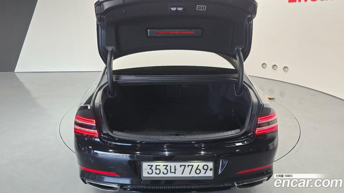 Genesis G80 2021