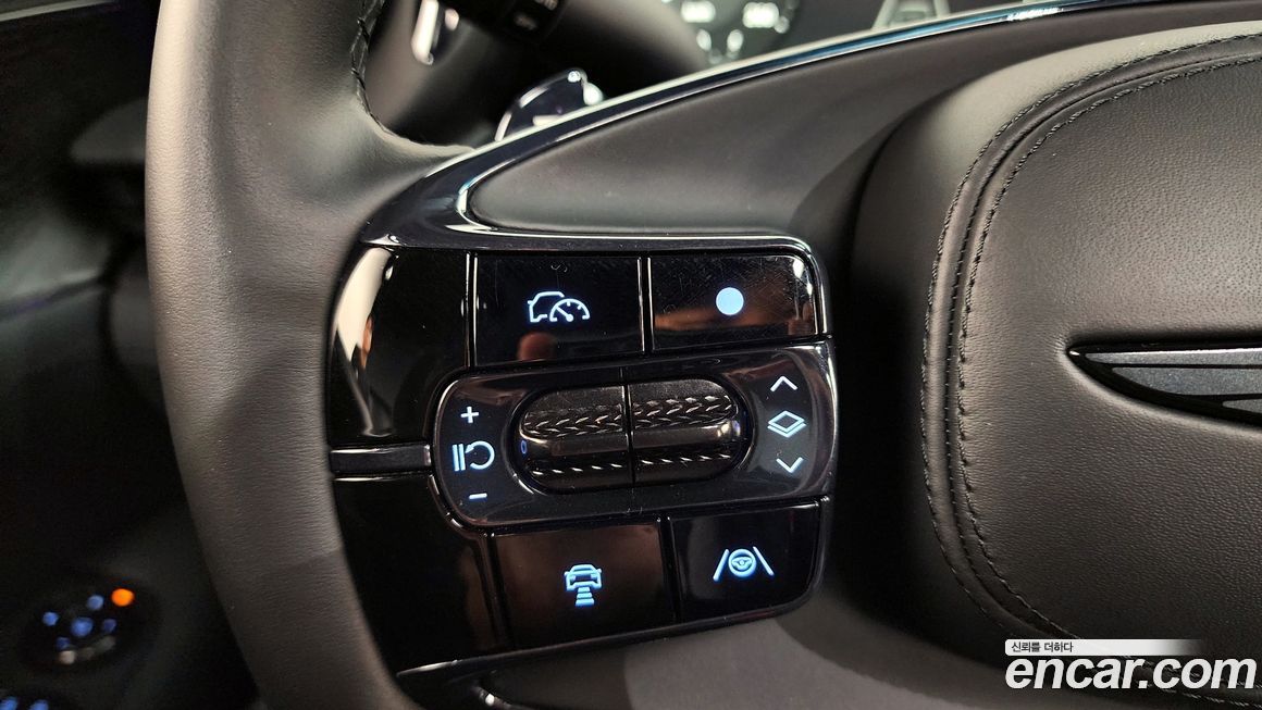 Genesis G90 2025