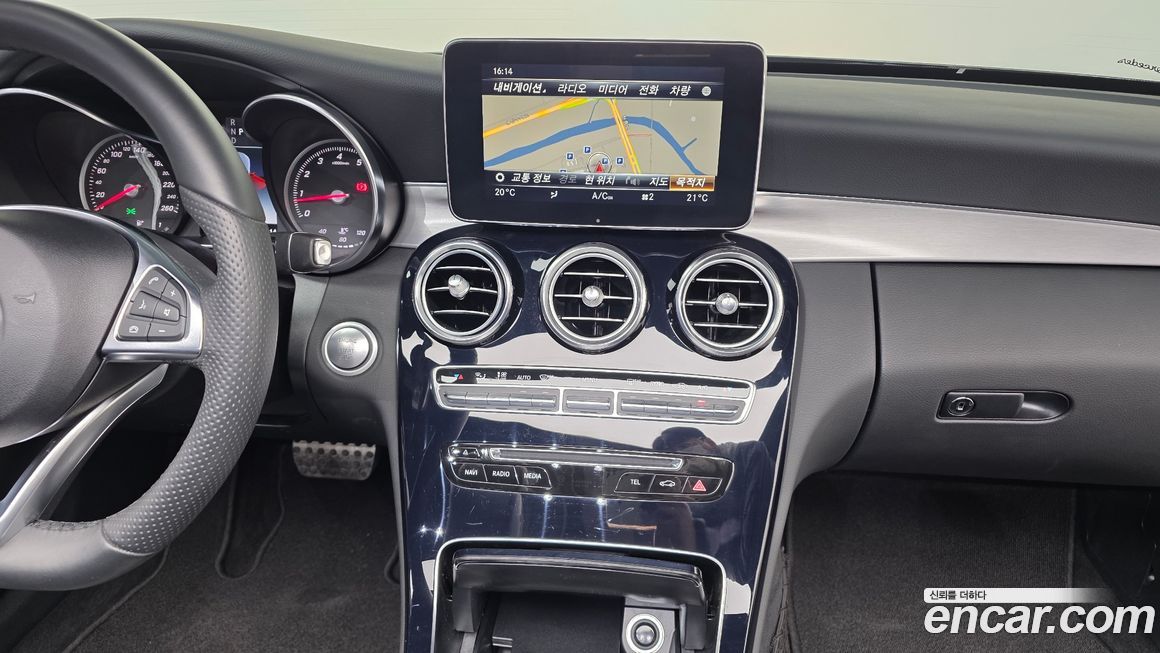 Mercedes-Benz C-Class 2018