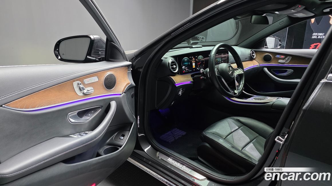 Mercedes-Benz E-Class 2021