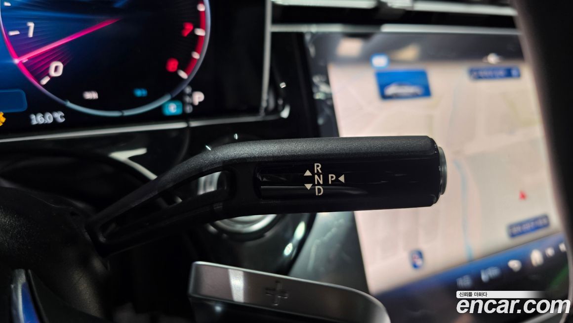 Mercedes-Benz E-Class 2025