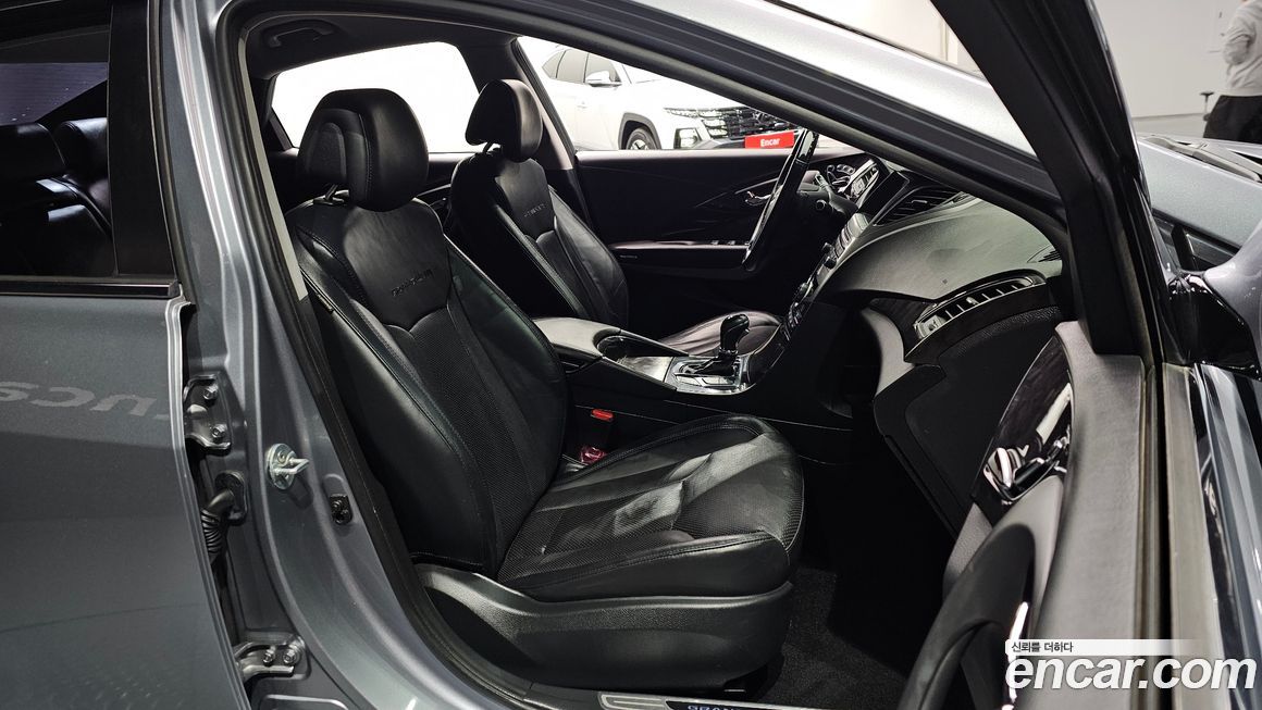 Hyundai Grandeur 2016