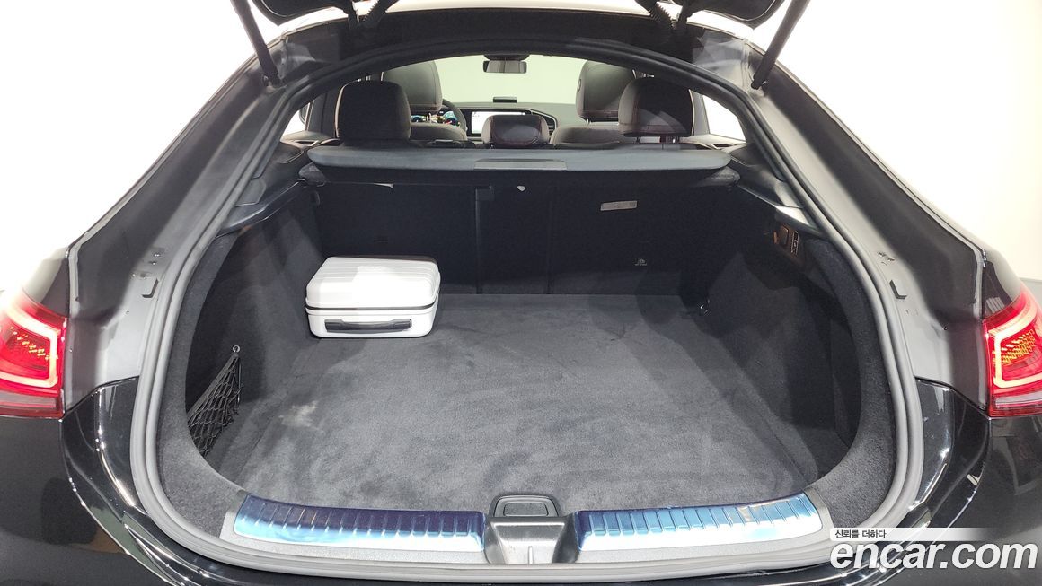 Mercedes-Benz GLE-Class 2023