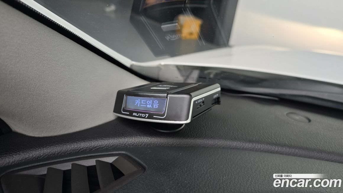 Renault-KoreaSamsung SM7 2008