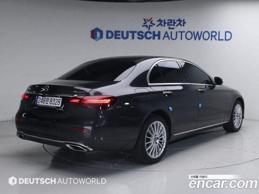 Mercedes-Benz E-Class 2021