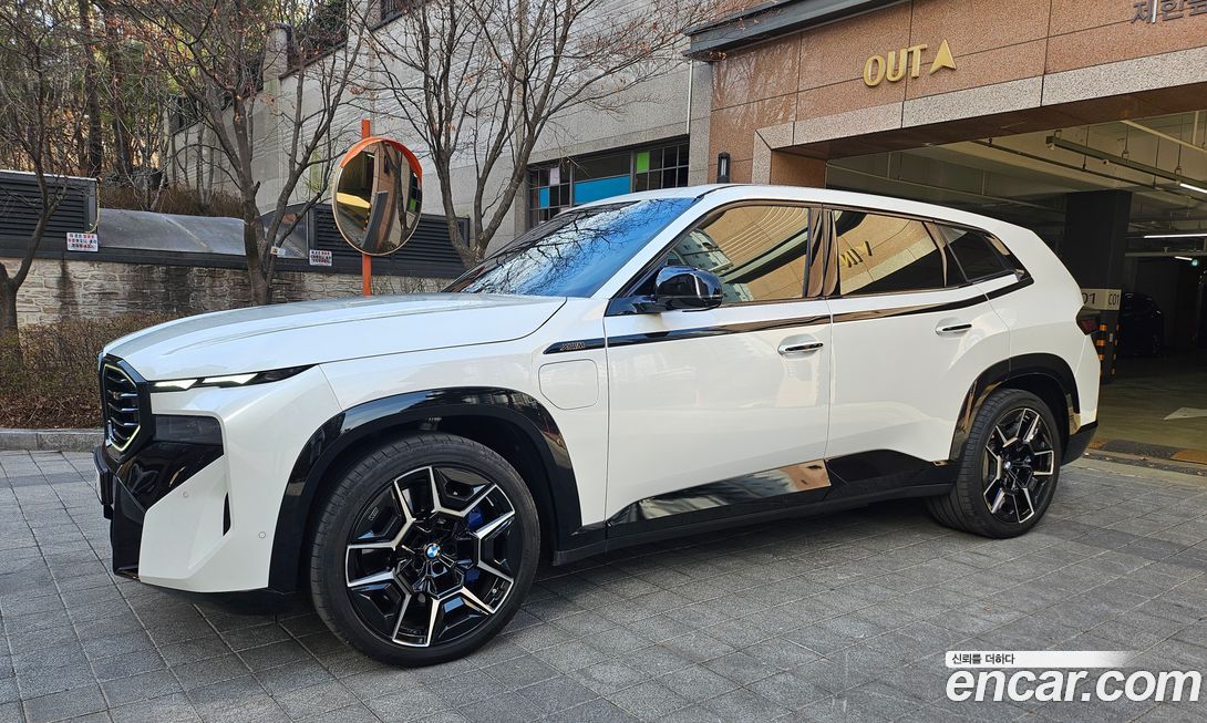 BMW XM 2023