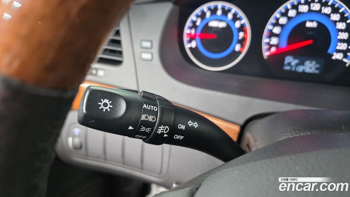 Hyundai Sonata 2008