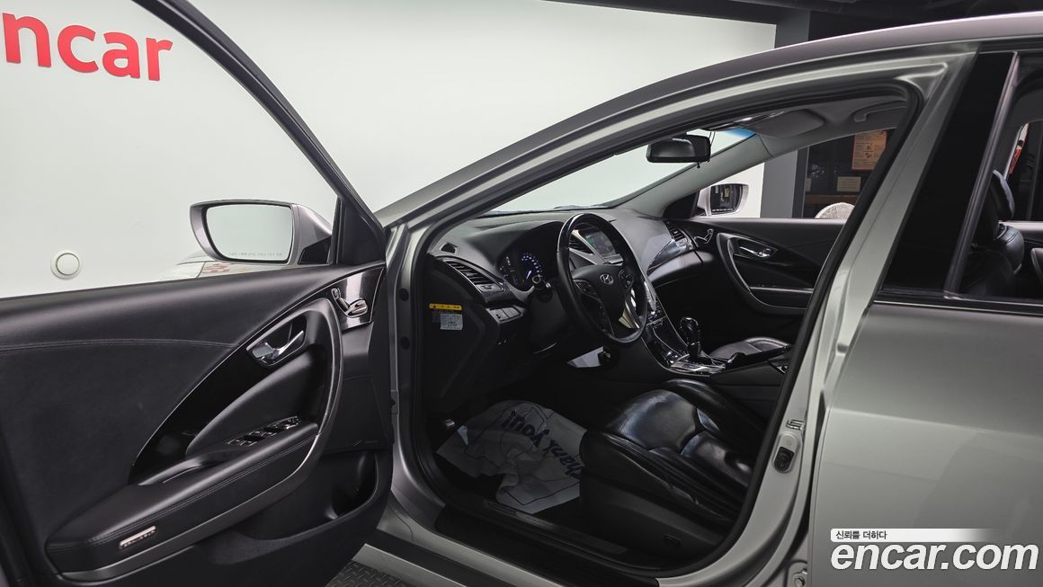 Hyundai Grandeur 2012