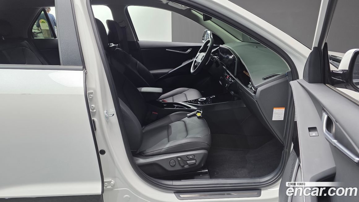 Kia Niro 2025
