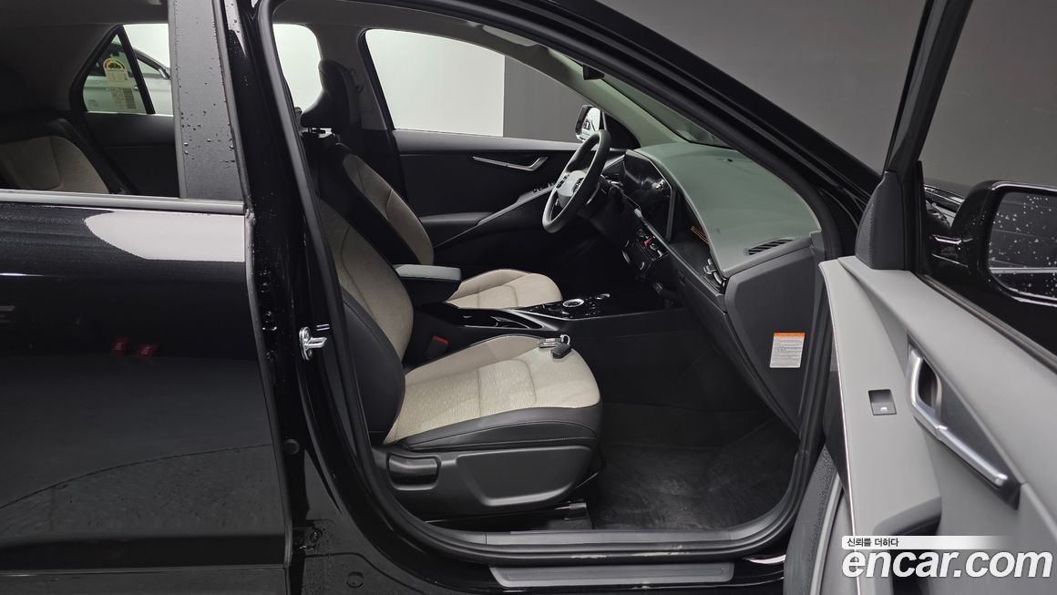 Kia Niro 2025