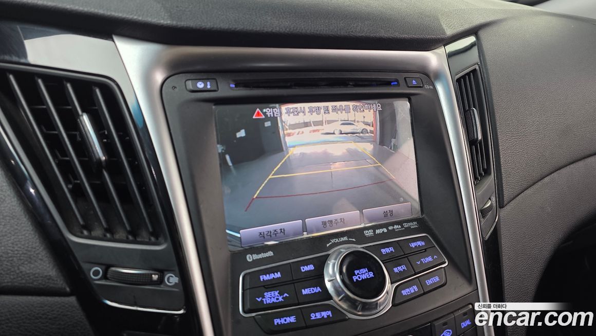 Hyundai Sonata 2011