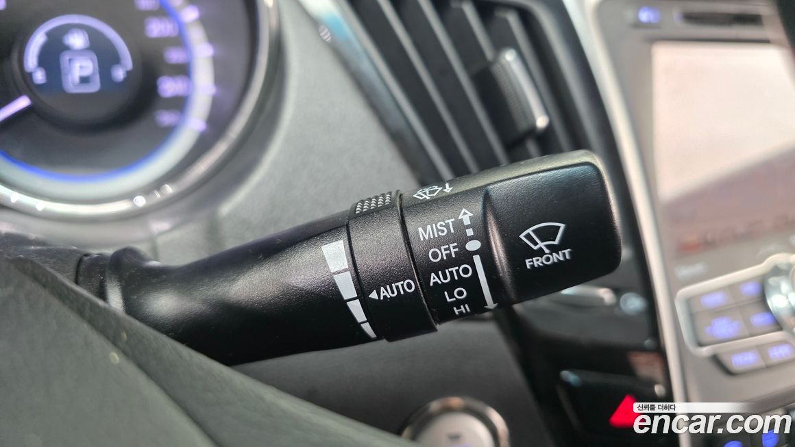 Hyundai Sonata 2011