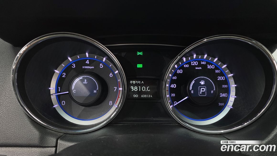 Hyundai Sonata 2011