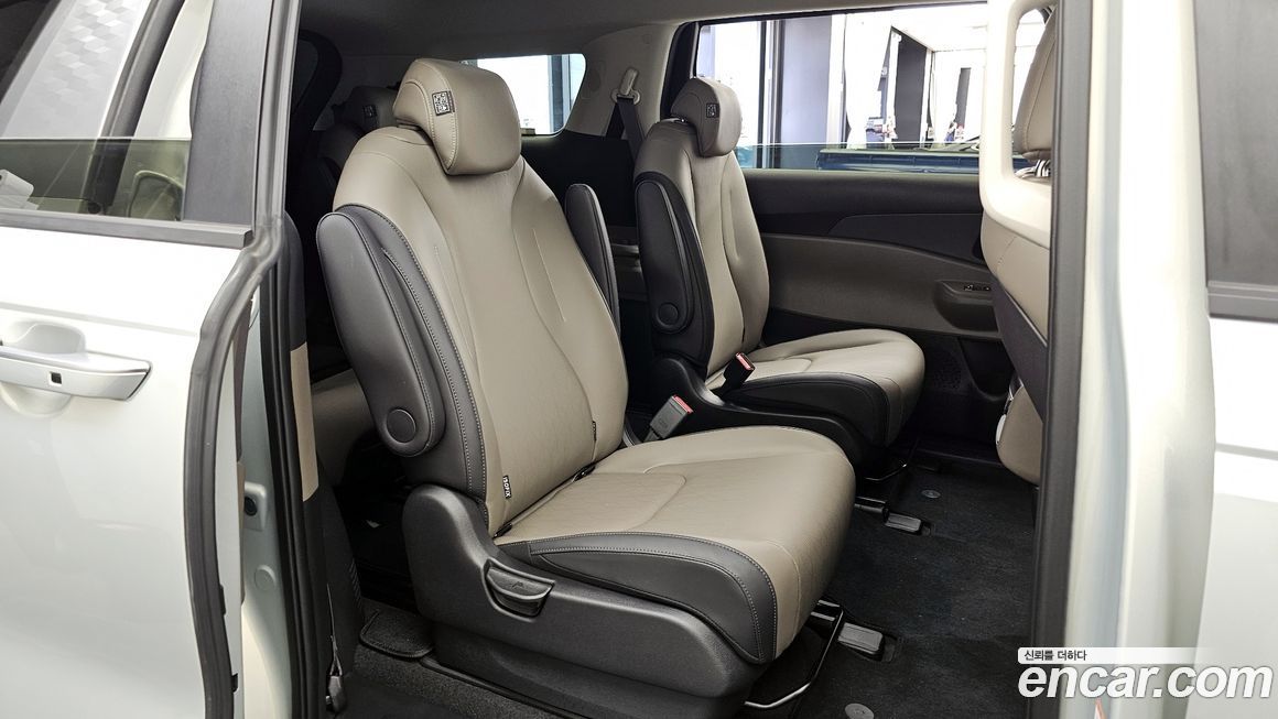 Kia Canival 2025
