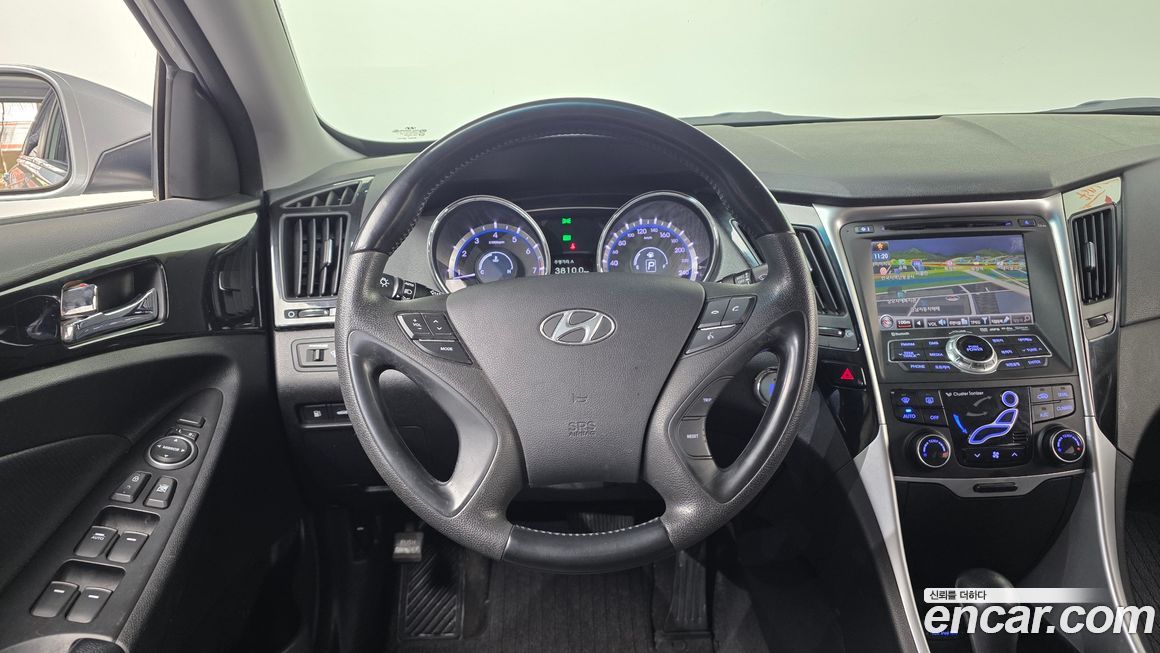 Hyundai Sonata 2011