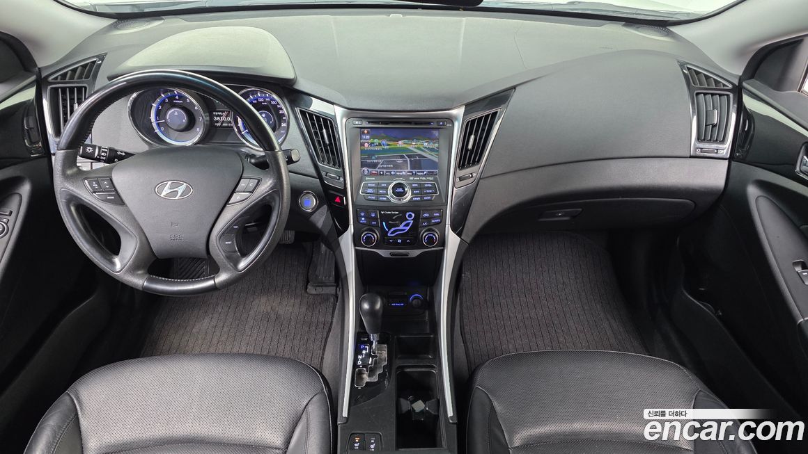 Hyundai Sonata 2011