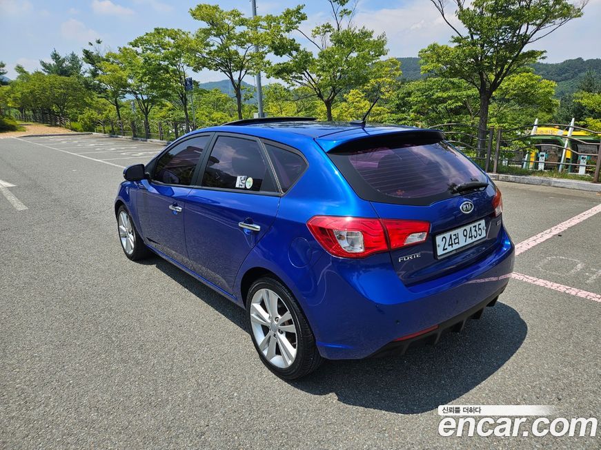 Kia Porte 2011