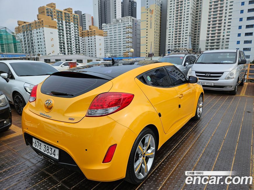 Hyundai Veloster 2012