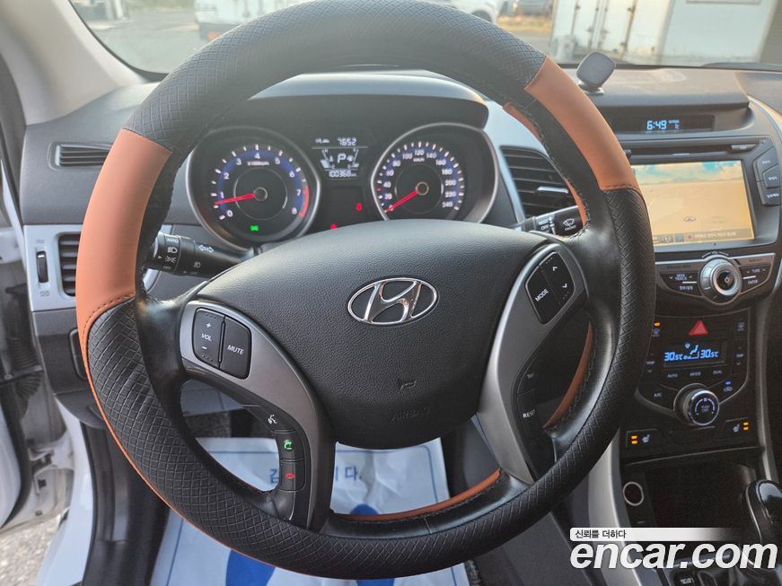 Hyundai AVANTE 2014