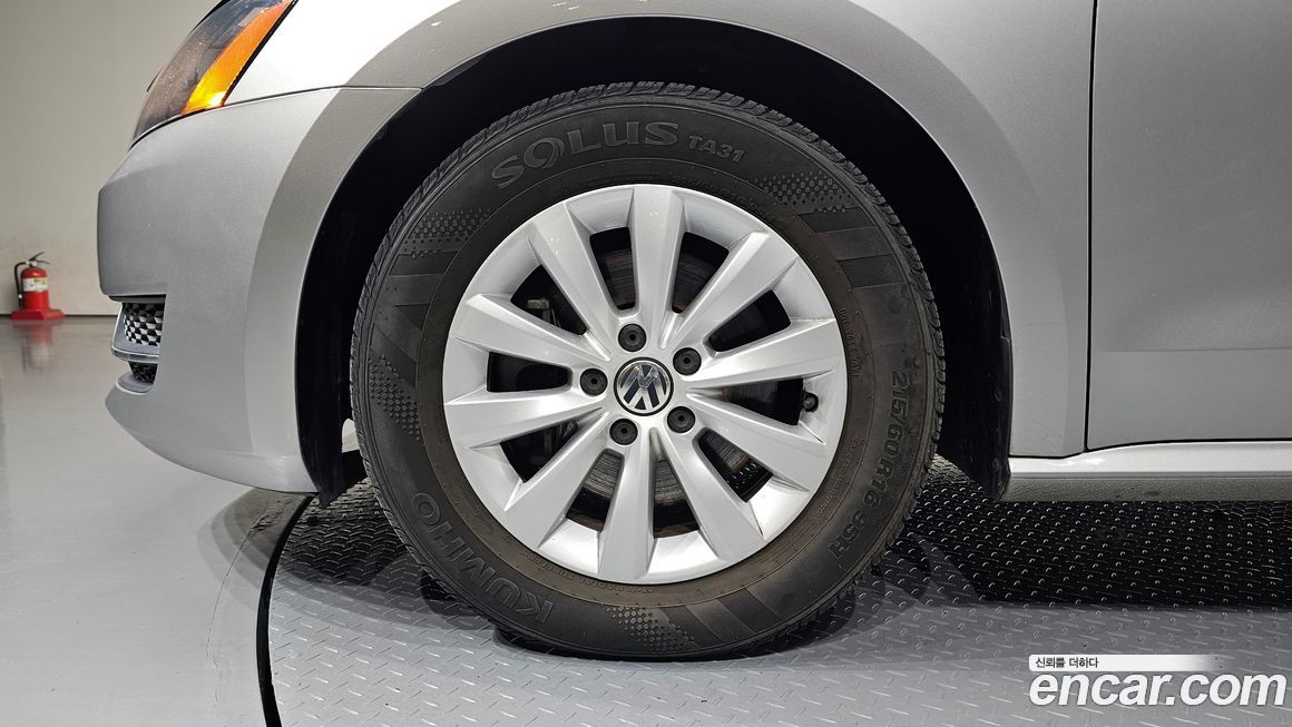 Volkswagen Passat 2013