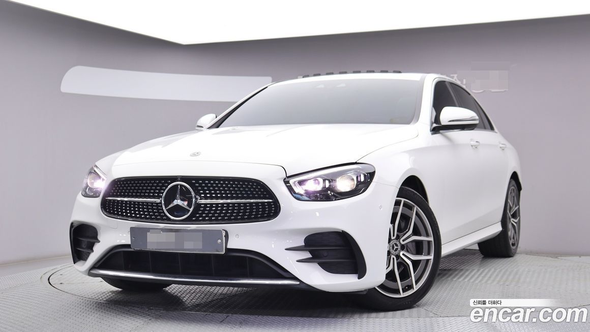 Mercedes-Benz E-Class 2021