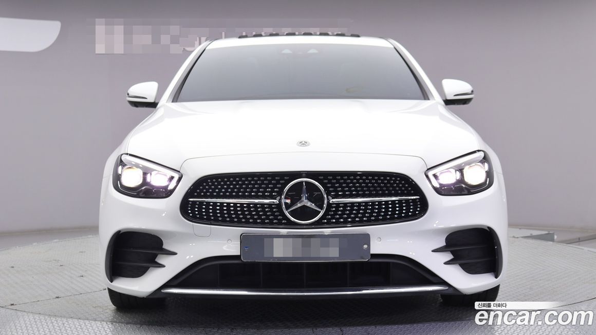 Mercedes-Benz E-Class 2021