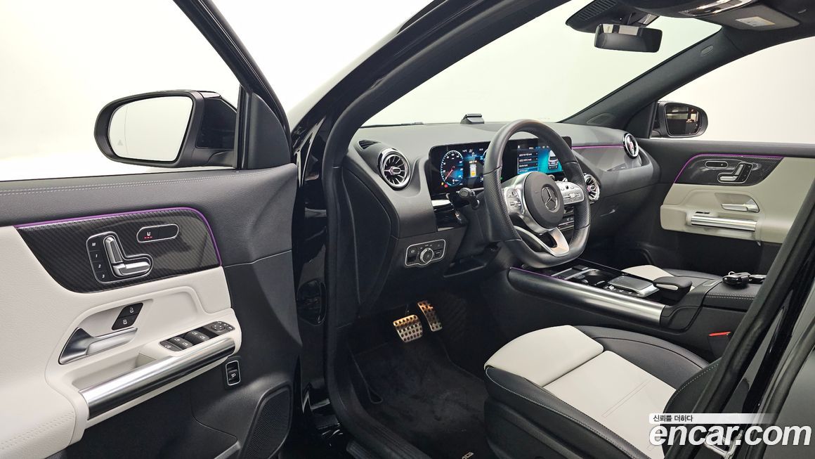 Mercedes-Benz GLA-Class 2021