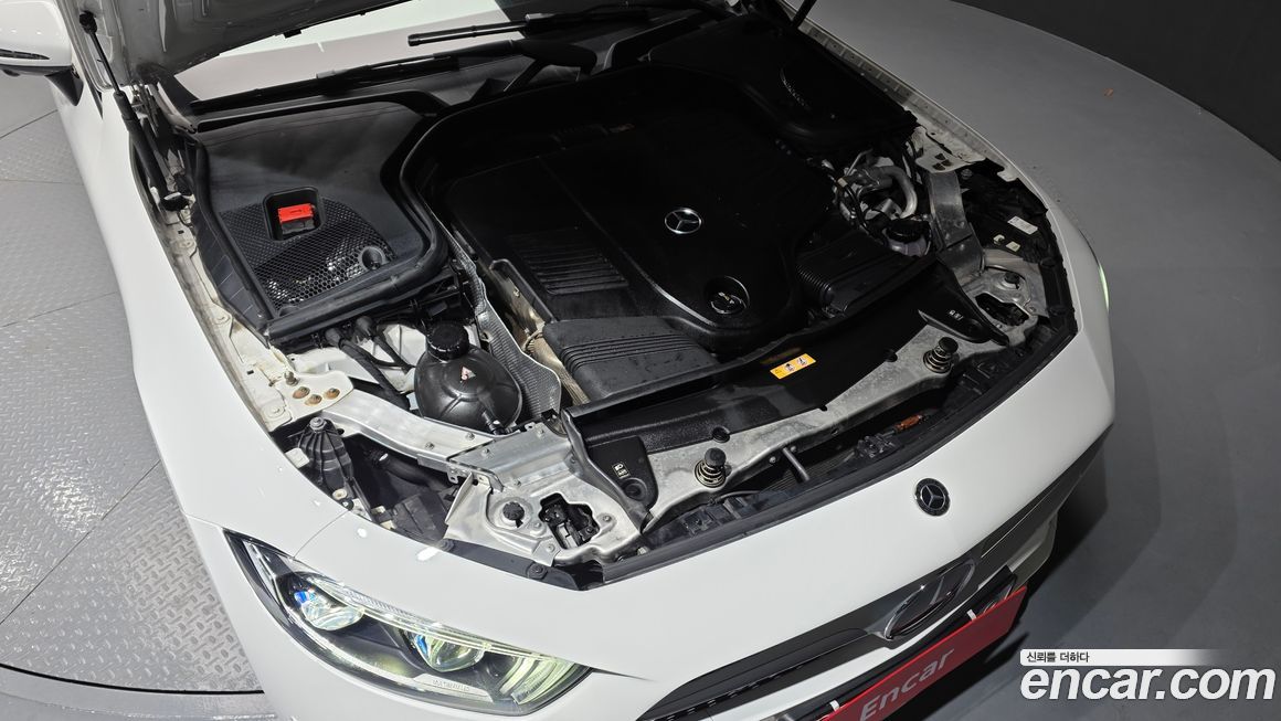 Mercedes-Benz CLS-Class 2021