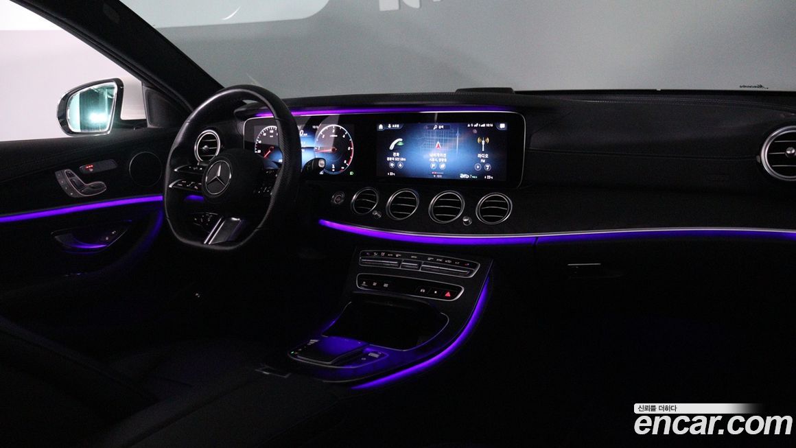 Mercedes-Benz E-Class 2021