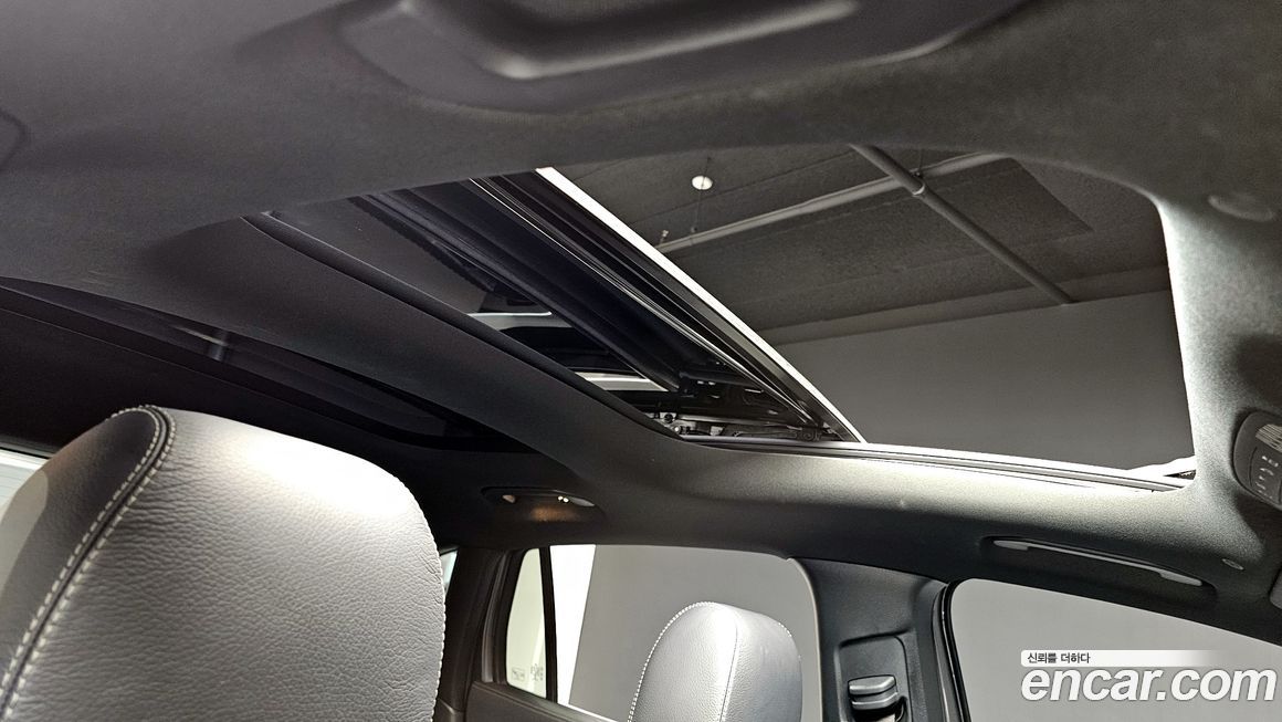 Mercedes-Benz EQA 2023