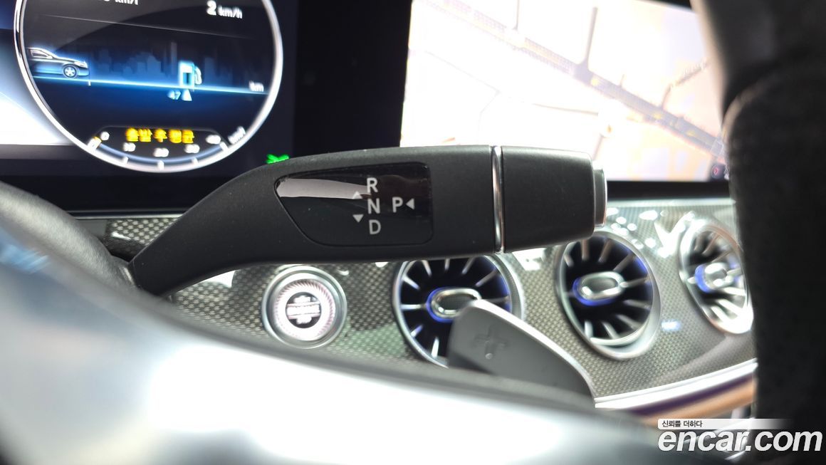 Mercedes-Benz E-Class 2020