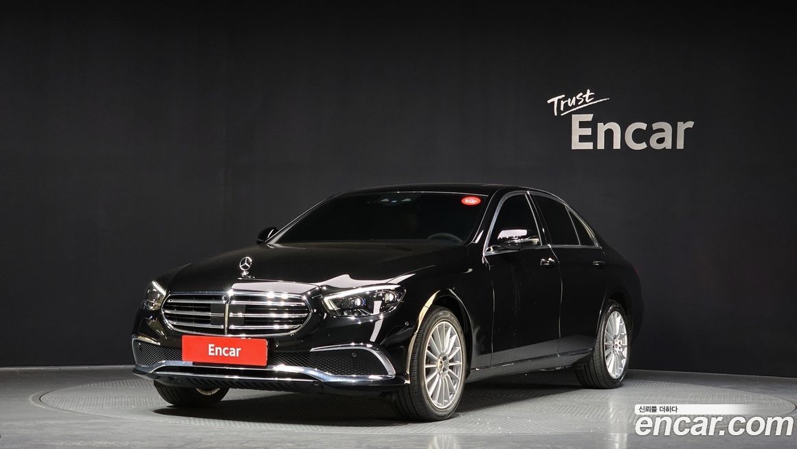 Mercedes-Benz E-Class 2022