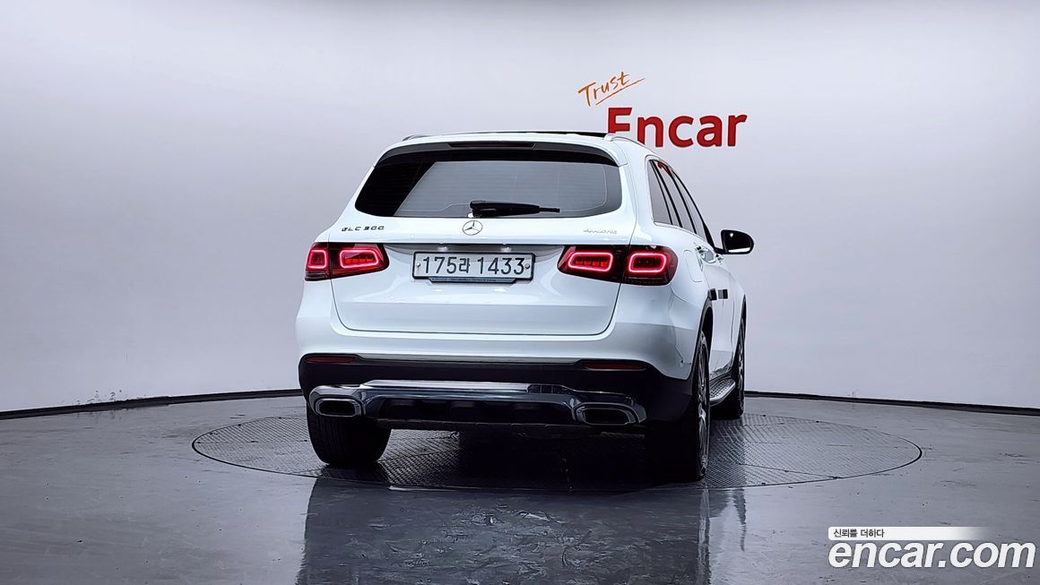 Mercedes-Benz GLC-Class 2020