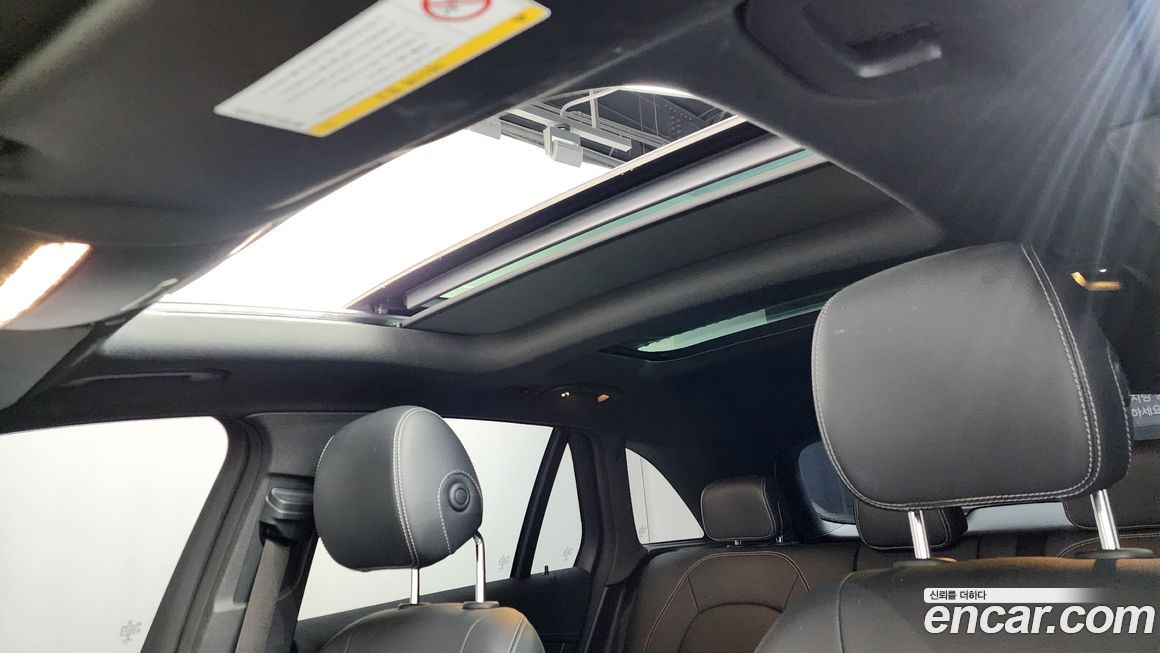 Mercedes-Benz GLC-Class 2020