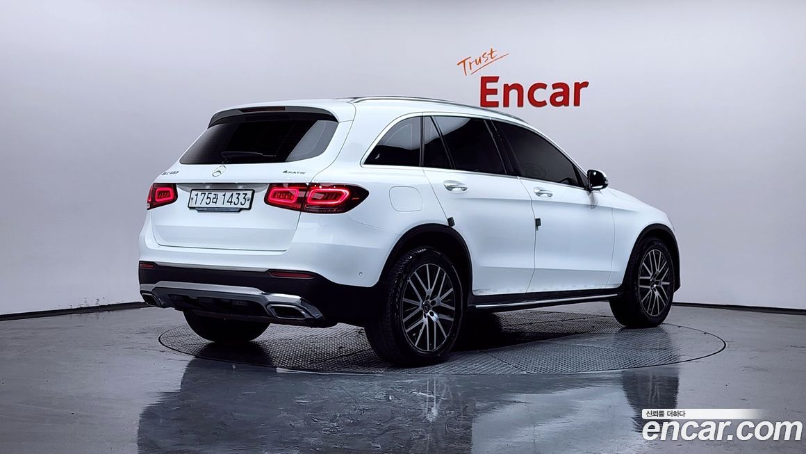 Mercedes-Benz GLC-Class 2020