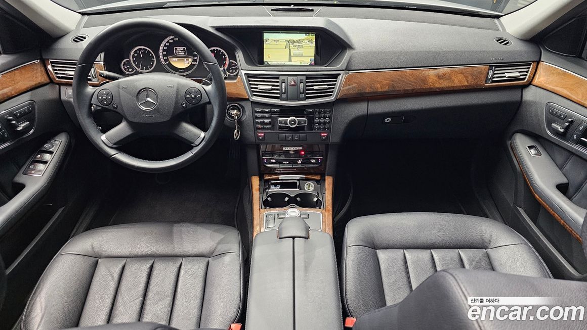 Mercedes-Benz E-Class 2012