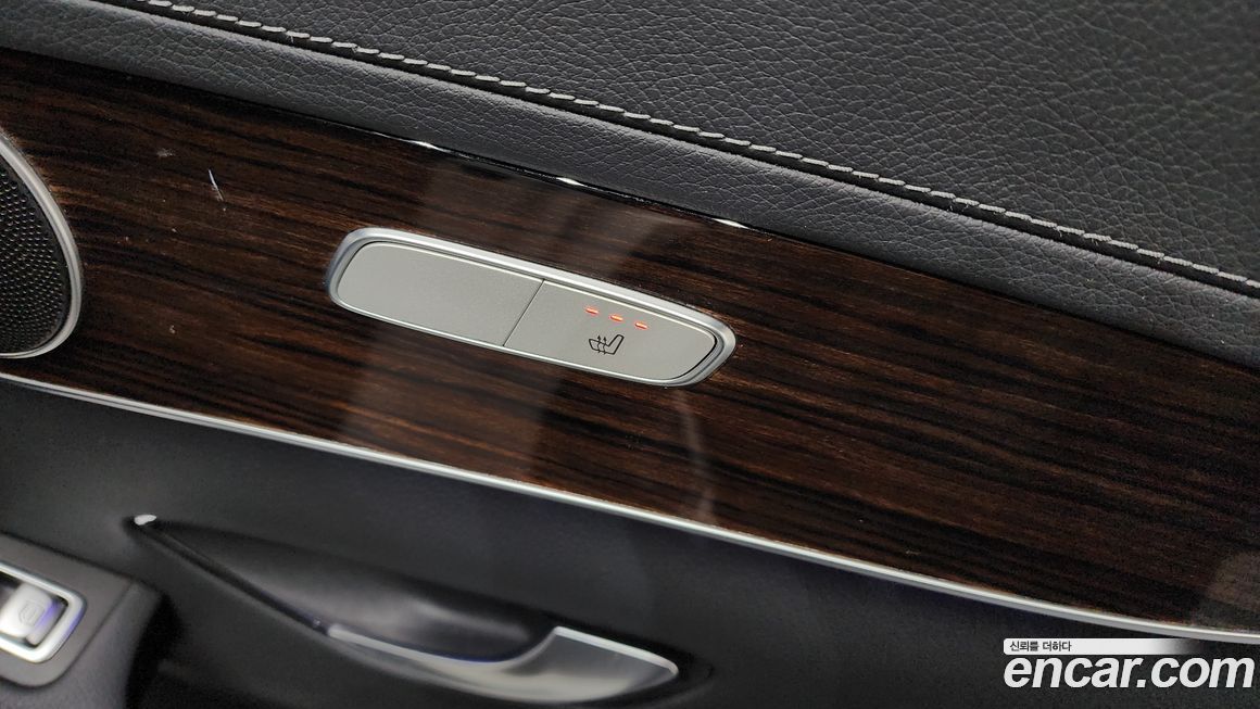 Mercedes-Benz GLC-Class 2020