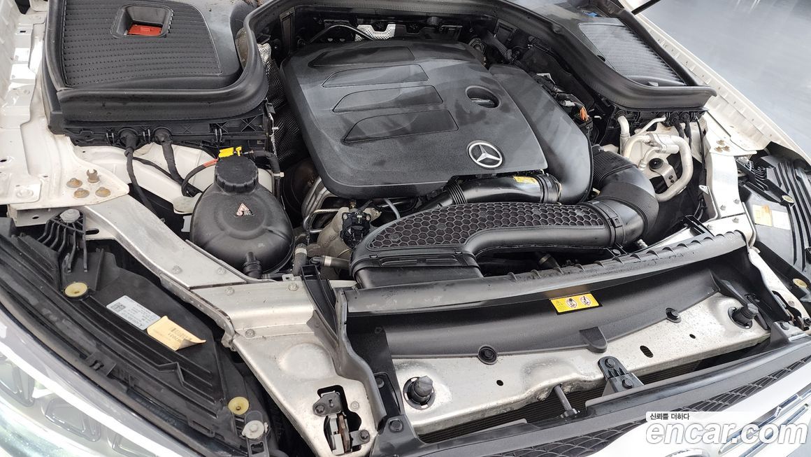 Mercedes-Benz GLC-Class 2020