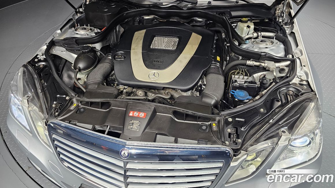 Mercedes-Benz E-Class 2012