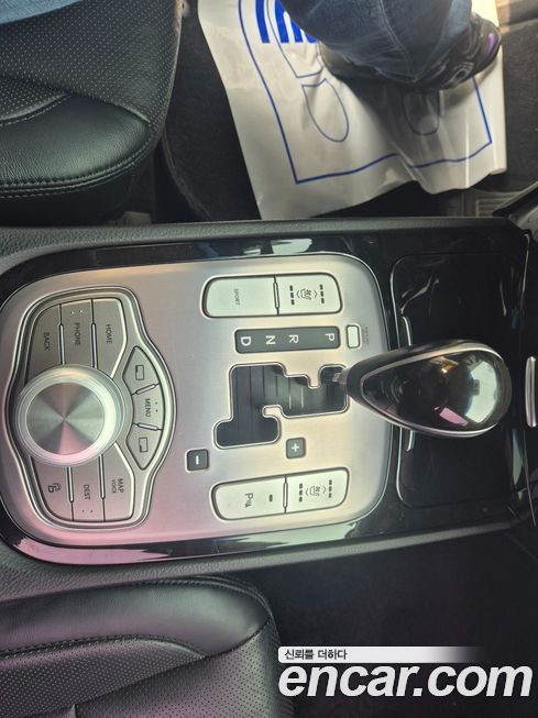 Hyundai Genesis 2013