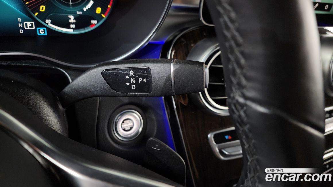 Mercedes-Benz GLC-Class 2020