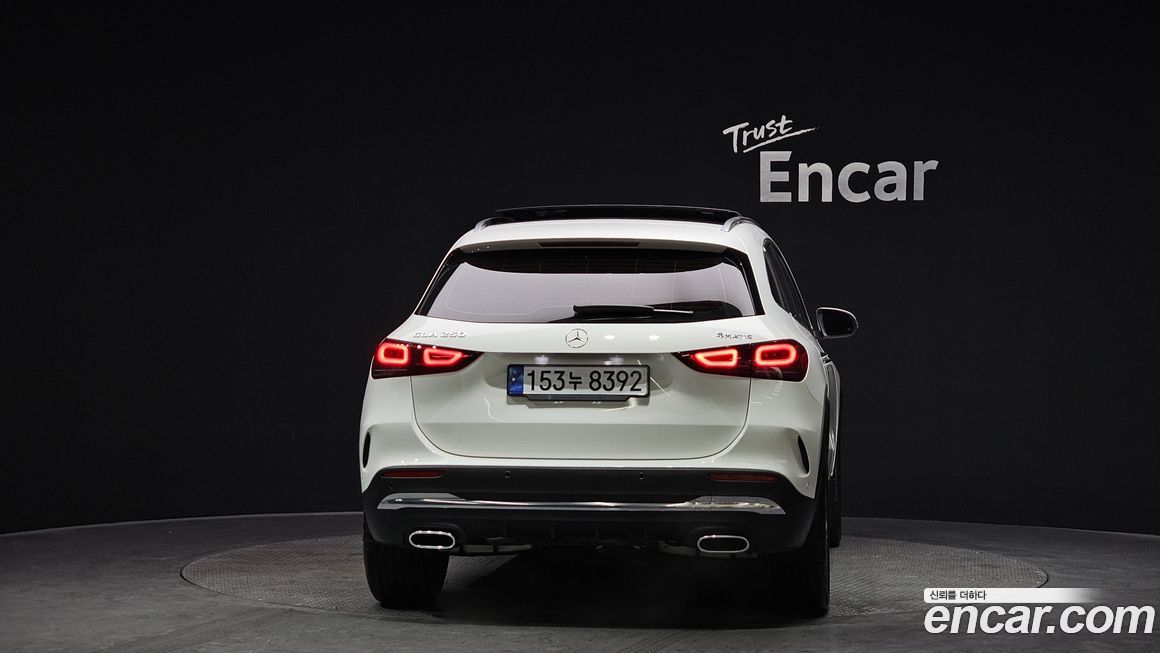 Mercedes-Benz GLA-Class 2023