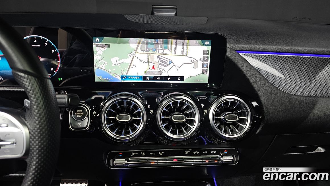 Mercedes-Benz GLA-Class 2023