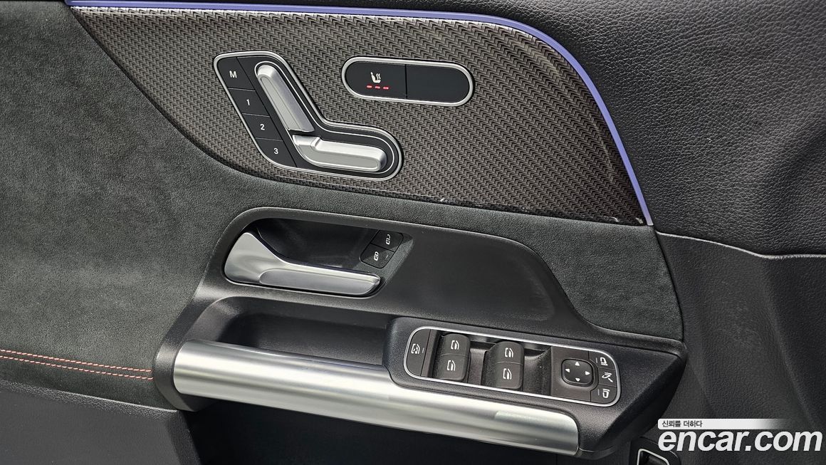 Mercedes-Benz GLA-Class 2023