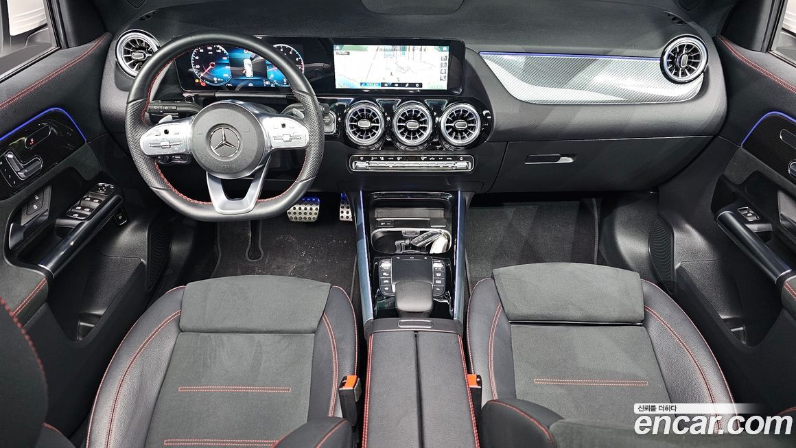 Mercedes-Benz GLA-Class 2023