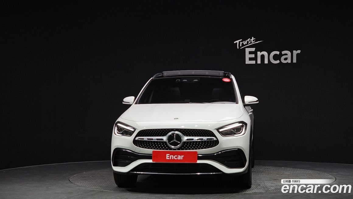 Mercedes-Benz GLA-Class 2023