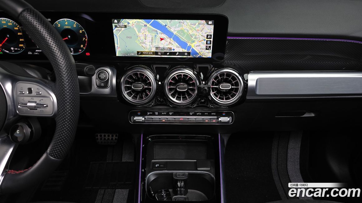 Mercedes-Benz GLB-Class 2022